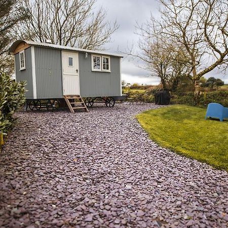 Luxury Shepherd'S Hut On Flower Farm With Outdoor Bath In Mid Cornwall ทรูโร ภายนอก รูปภาพ